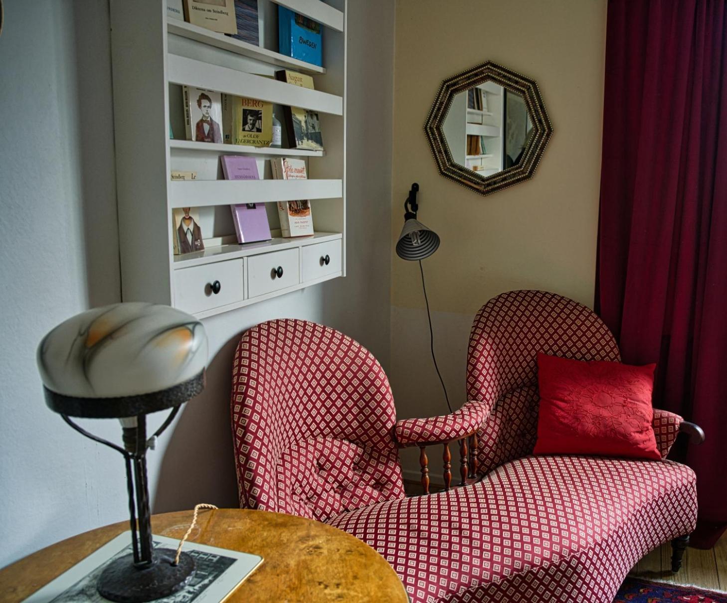 Bed And Books Pa Oesterlens Gaesthaerbaerge Glemminge 외부 사진